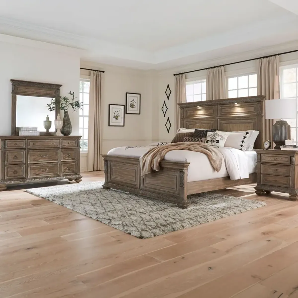 Liberty Furniture Complete Queen Bedroom Set Panel Bed, Dresser, Mirror & Nightstand Carlisle Court