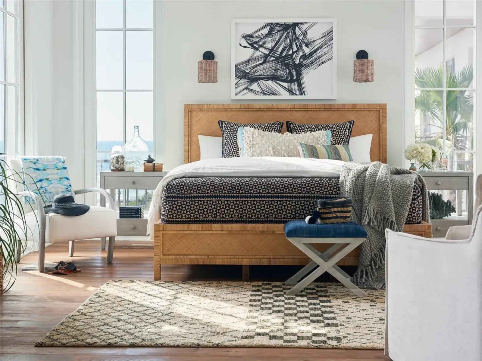 Universal Escape Coastal Living Home Long Key Queen Bed