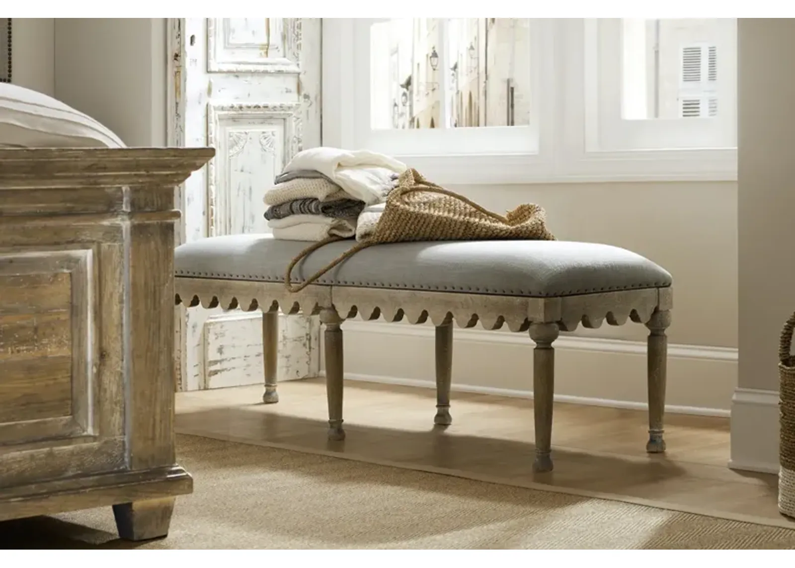 Hooker Furniture Boheme Madera Bed Bench