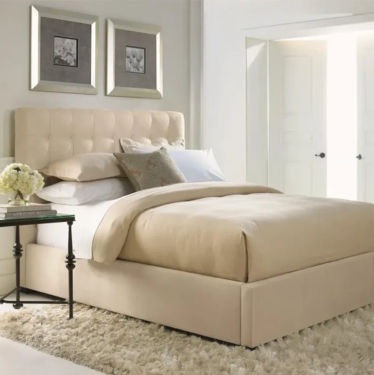 Bernhardt Avery Fabric Panel Queen Bed