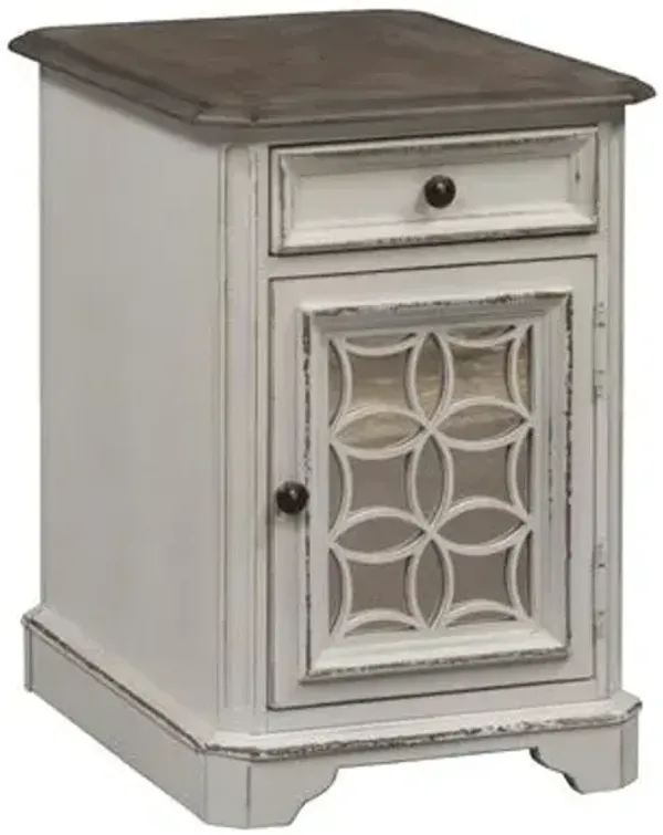 Liberty Furniture Magnolia Manor Antique White Chairside Table