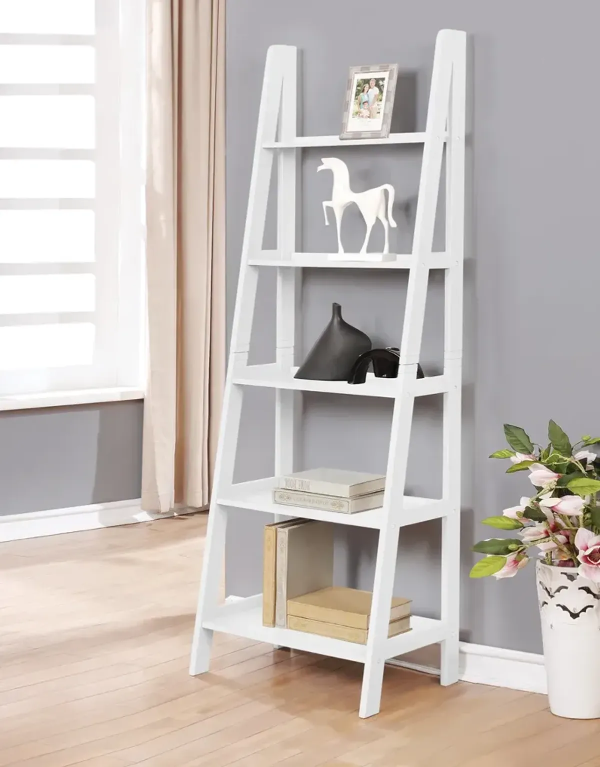 Linon Acadia Ladder Bookshelf White