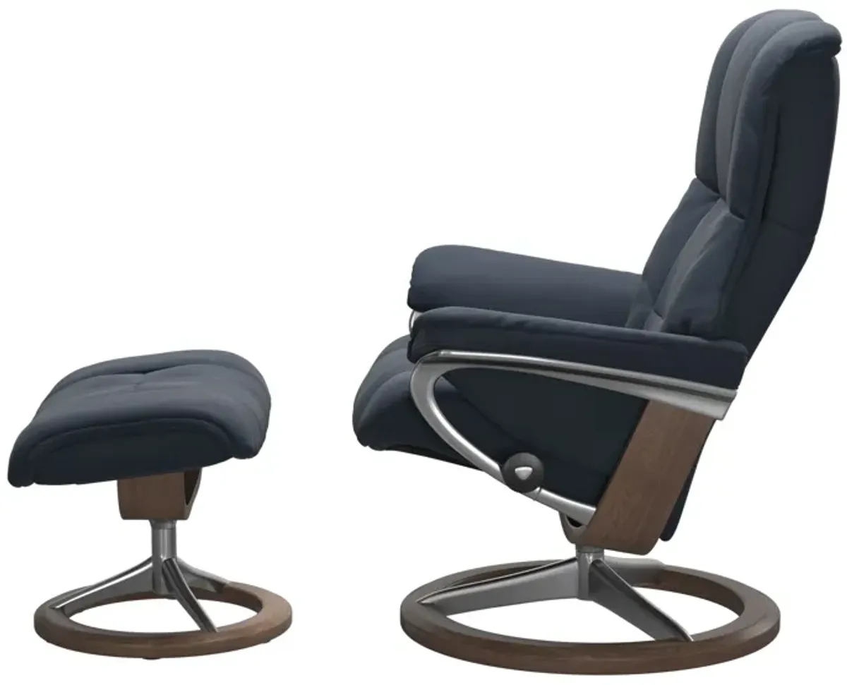 Stressless Mayfair Small Classic Base Chair & Ottoman