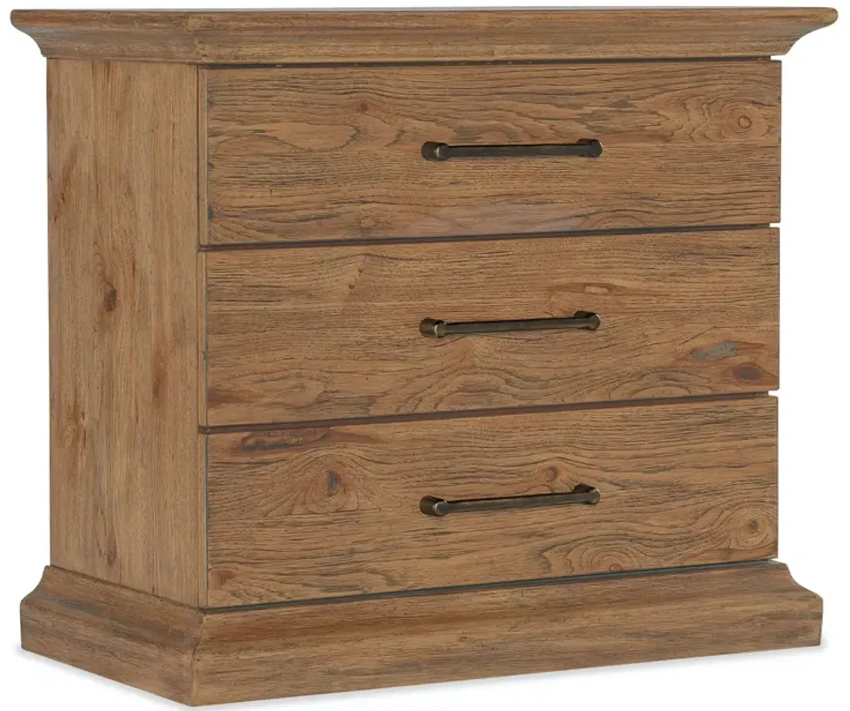 Hooker Furniture Big Sky 3-Drawer Nightstand with Moulding