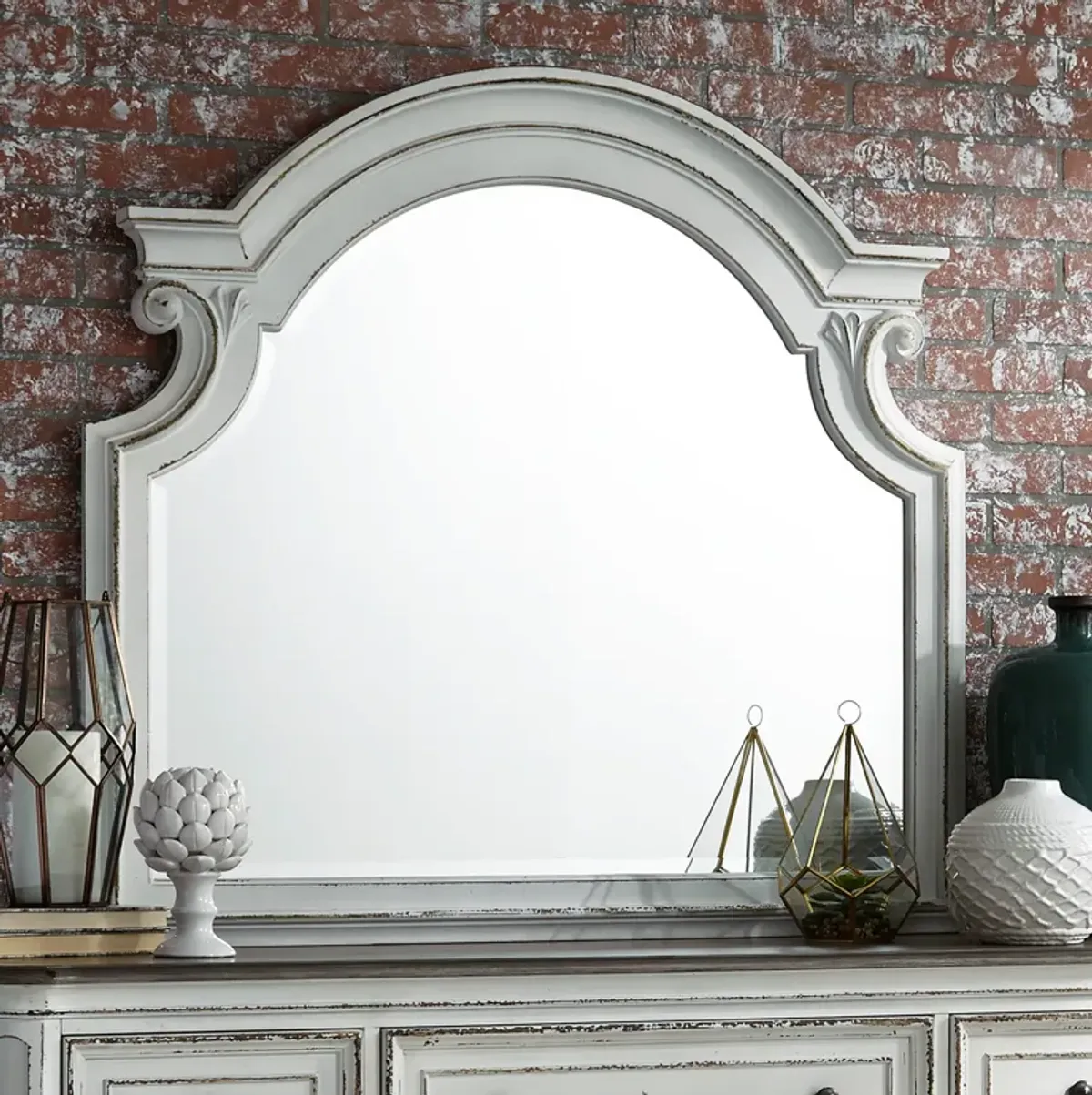 Liberty Furniture Magnolia Manor Antique White Specialty Mirror