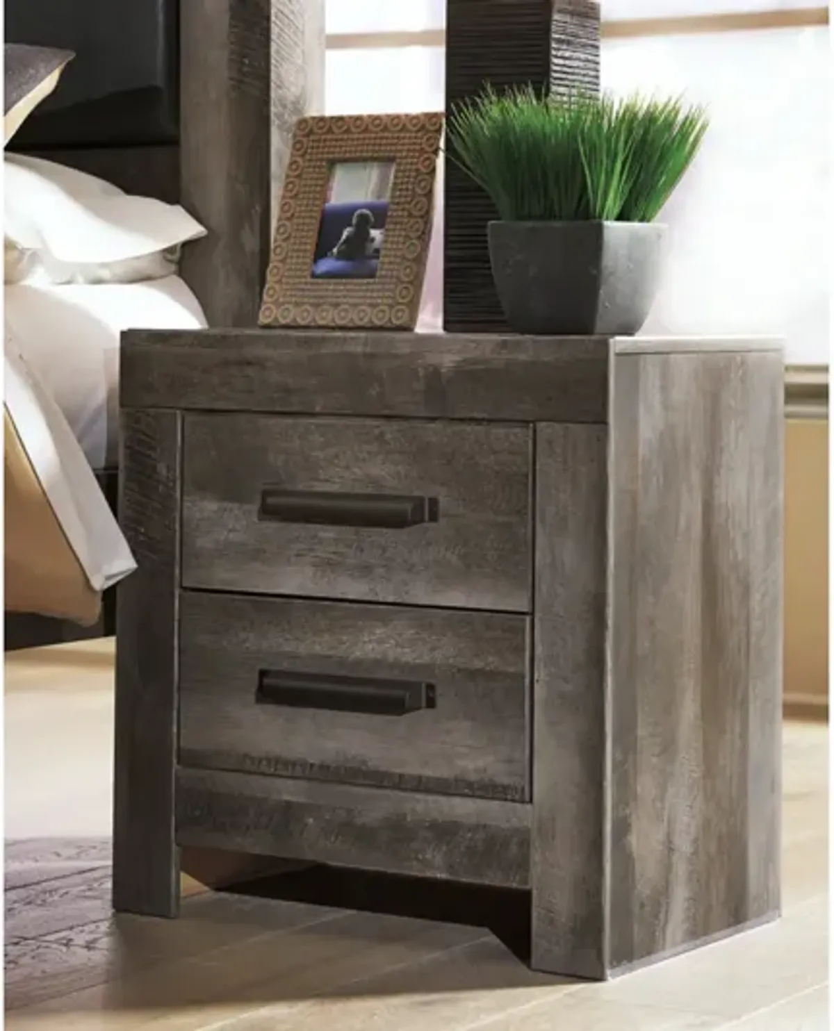 Ashley Wynnlow Gray Nightstand