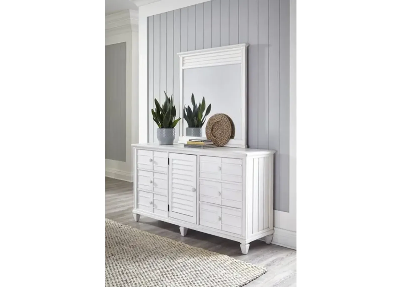 Palmetto Home Cane Bay White 6-Drawer 1-Door Dresser