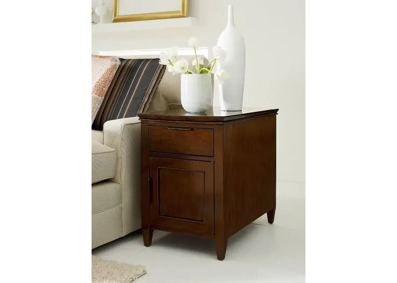 Kincaid Elise Elise Chairside Table