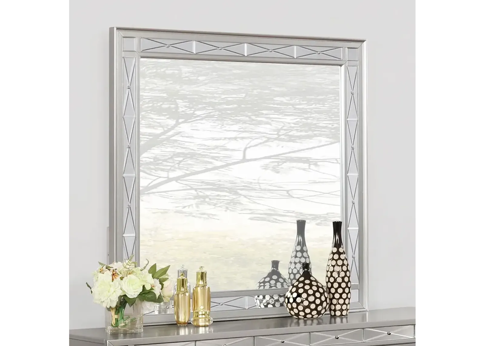 LEIGHTON MIRROR WITH BEVELED EDGE