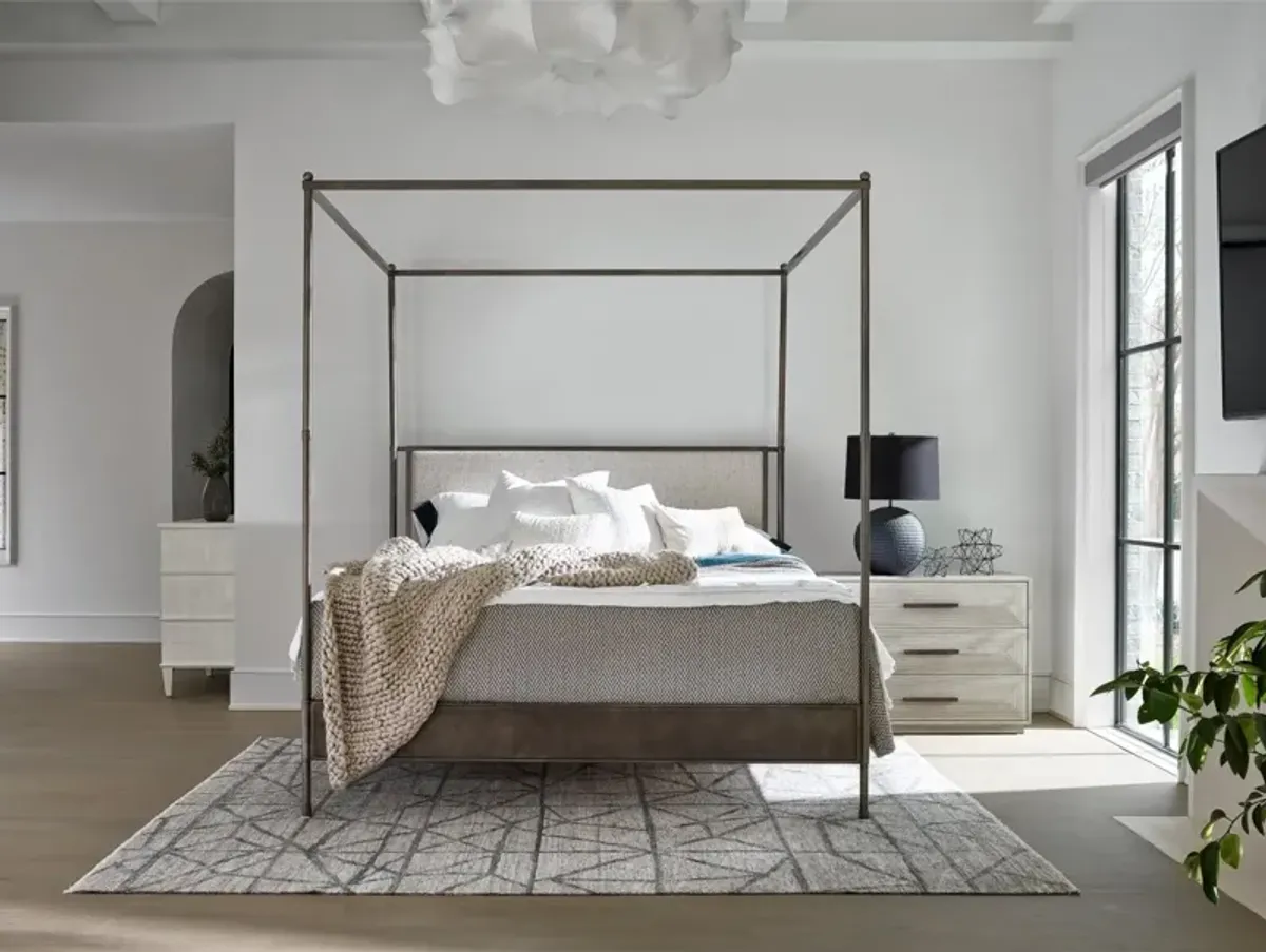 Universal Modern Farmhouse Kent Pepper King Poster Bed