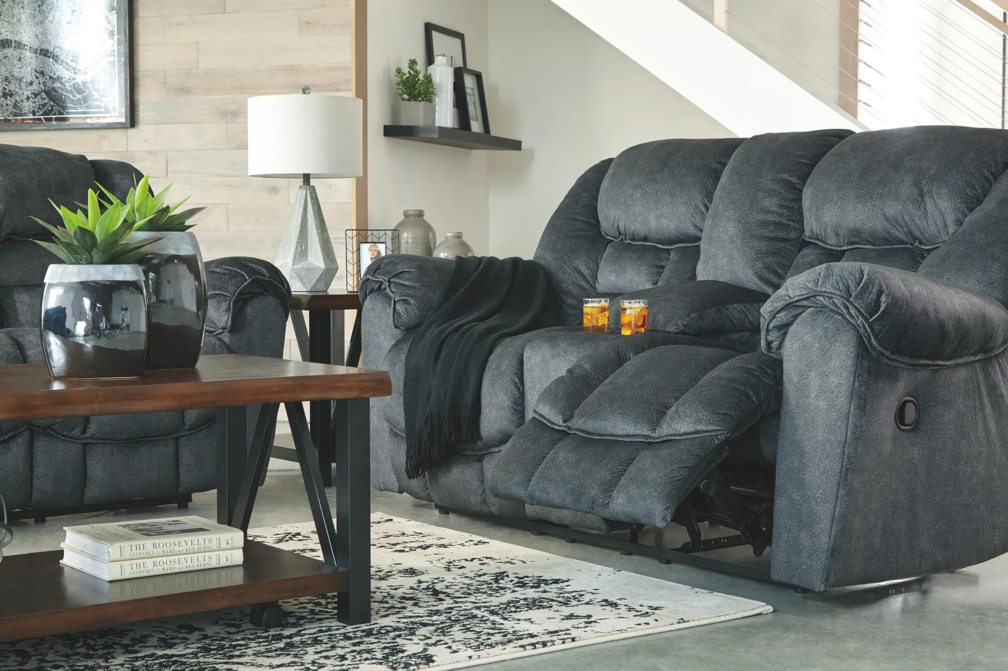 CAPEHORN RECLINING LOVESEAT WITH CONSOLE GRANITE SIGNATURE DESIGN