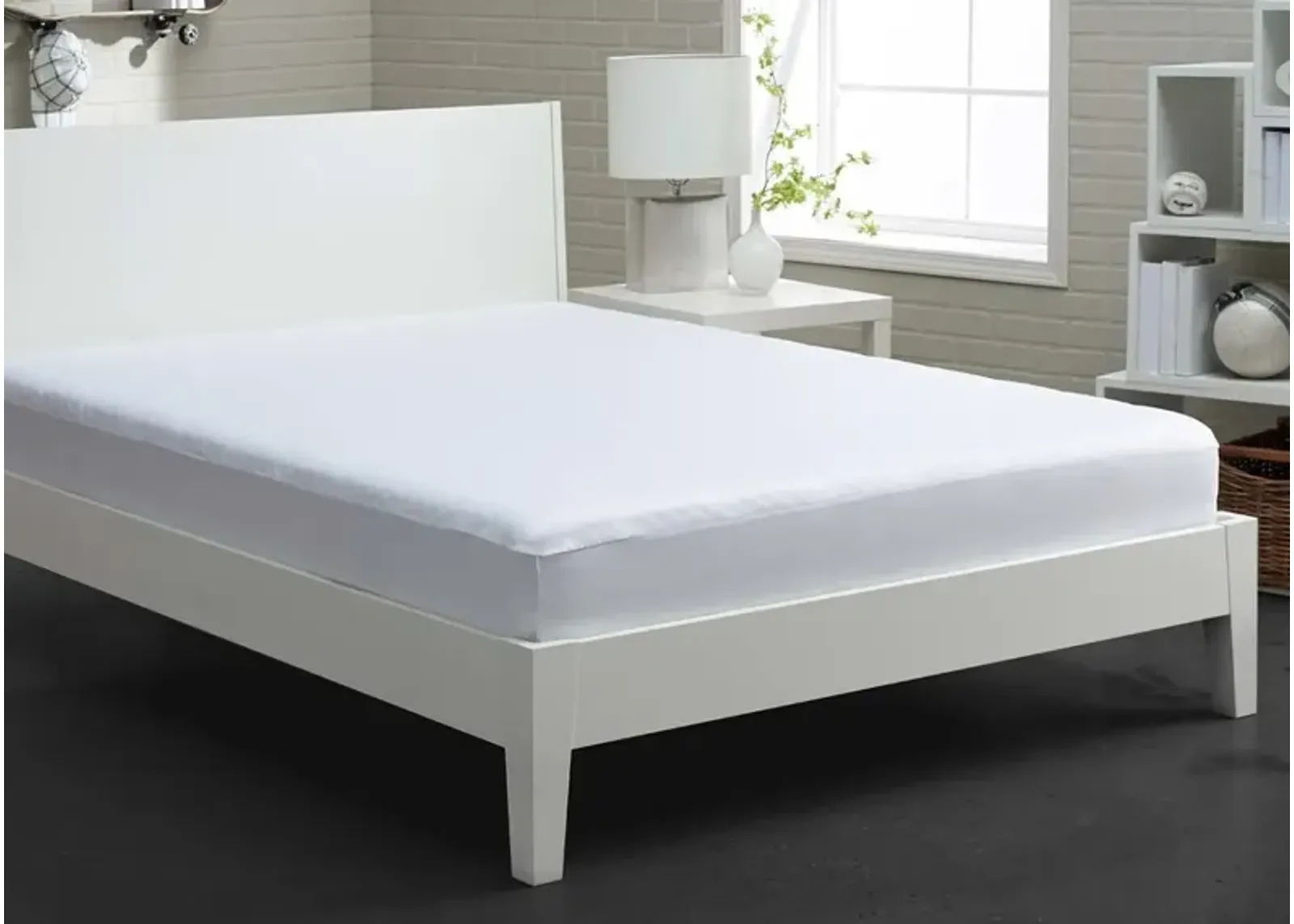 Bedgear California King Stretchwick Mattress Protector