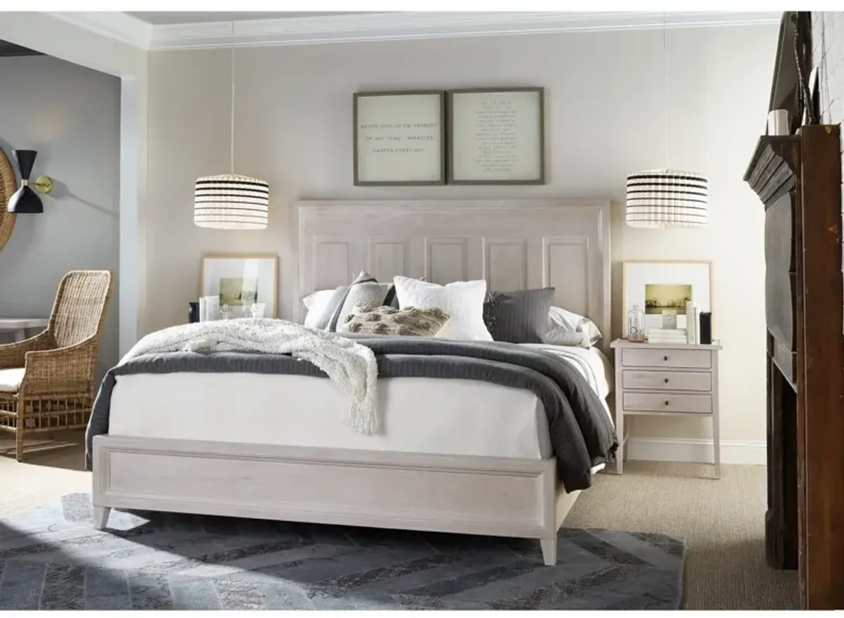 Universal Modern Farmhouse Haines Buttermilk Queen Bed