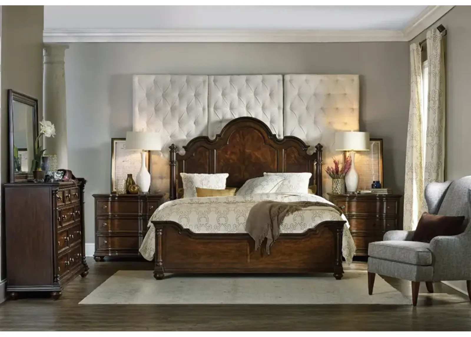 Hooker Furniture Leesburg King Poster Bed