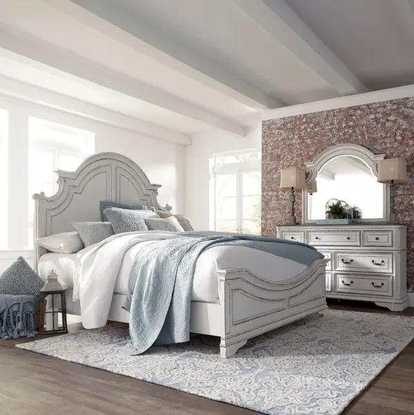 Liberty Furniture Complete Queen Bedroom Set Panel Bed, Dresser & Mirror Magnolia Manor