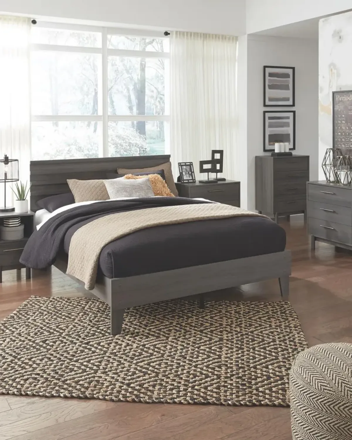 Ashley Brymont Dark Gray Queen Platform Bed