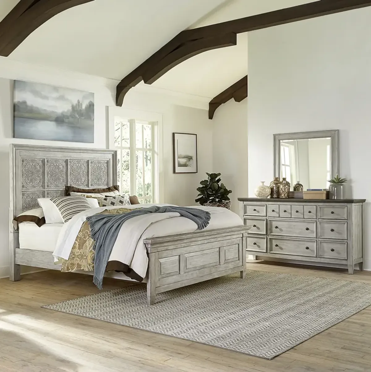 Liberty Furniture Complete King Bedroom Set Panel Bed, Dresser & Mirror Heartland