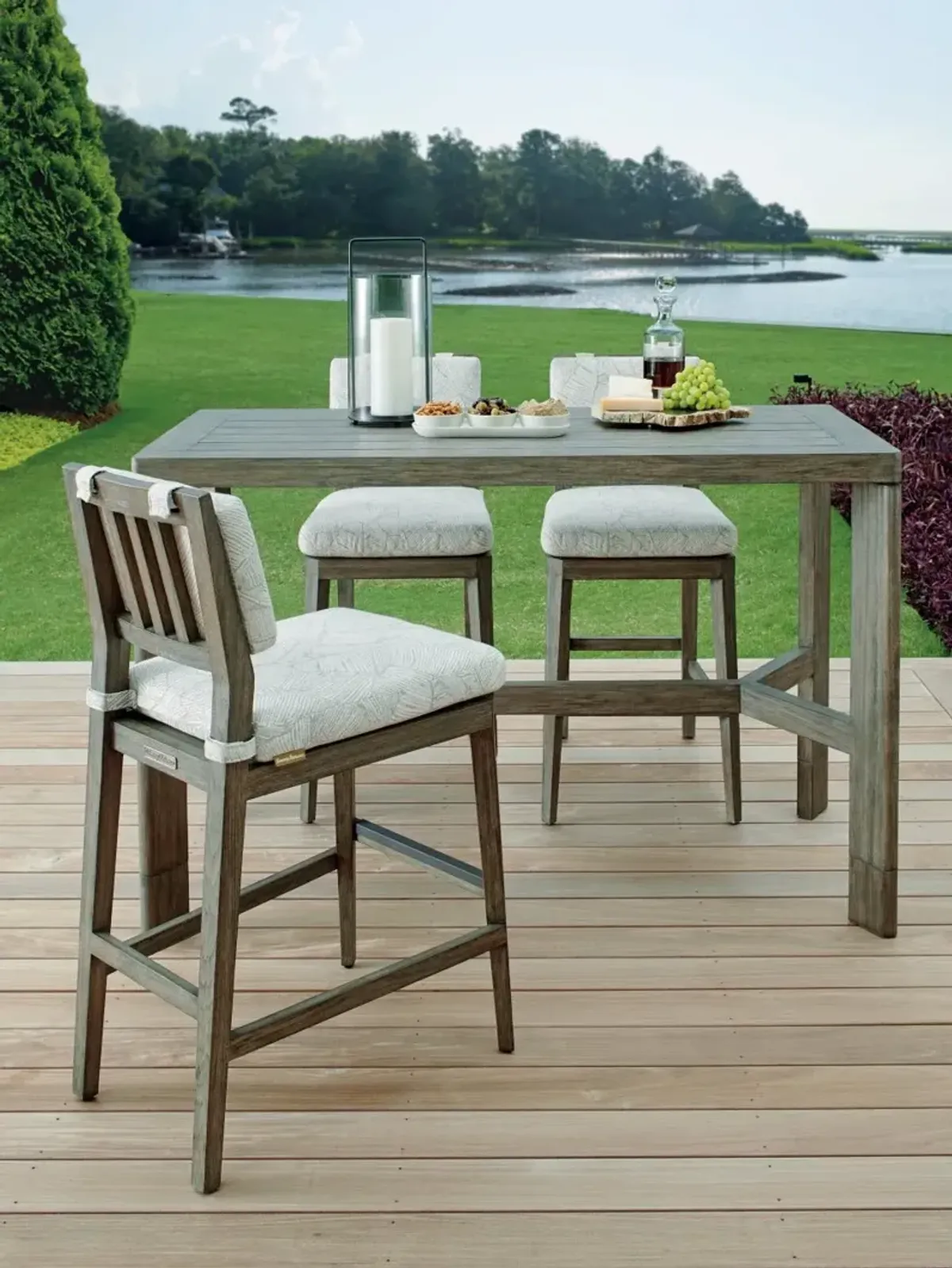 Tommy Bahama Outdoor by Lexington La Jolla La Jollla Bistro Dining Table