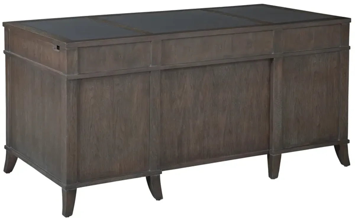 Hekman Junior Executive Desk Leather Top Urban Executive