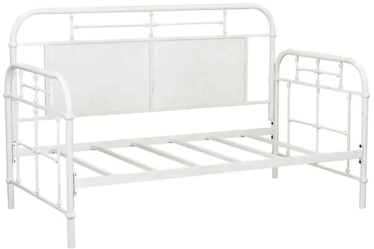 Liberty Furniture Vintage Antique White Twin Metal Daybed