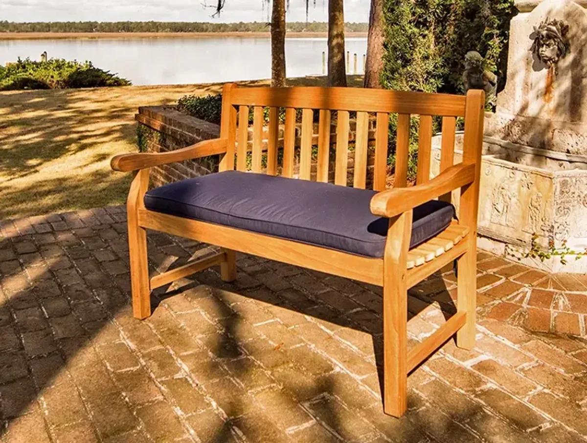 CLASSIC TWO-SEATER OUTDOOR BENCH