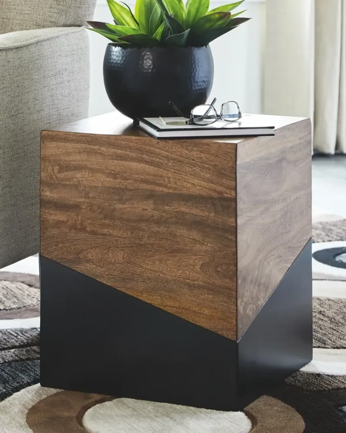 Ashley Trailbend Brown/Gunmetal Accent Table