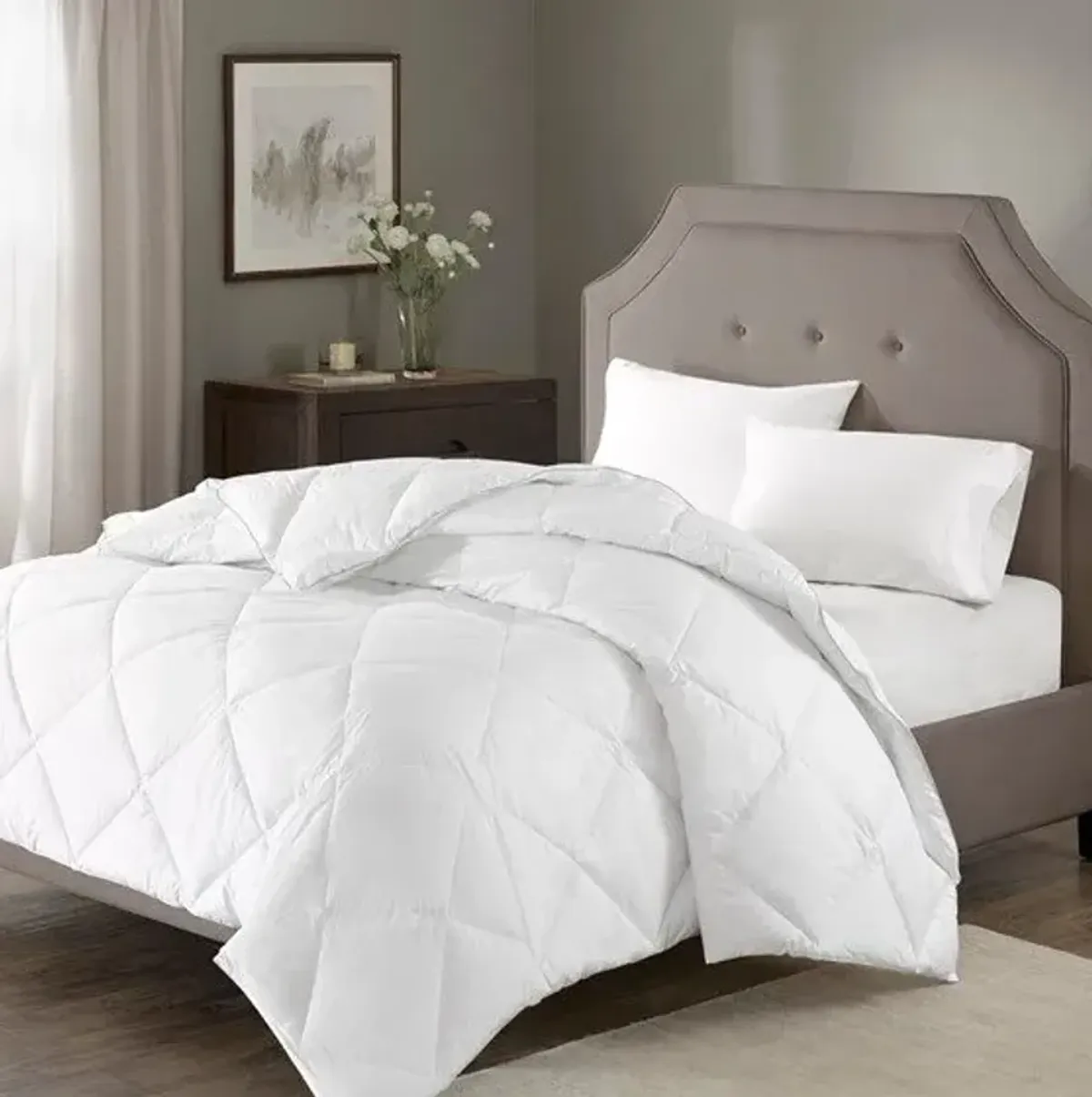 Olliix Madison Park Signature King/California King White 1000 Thread Count Cotton Blend Diamond Quilting Down Alternative Comforter