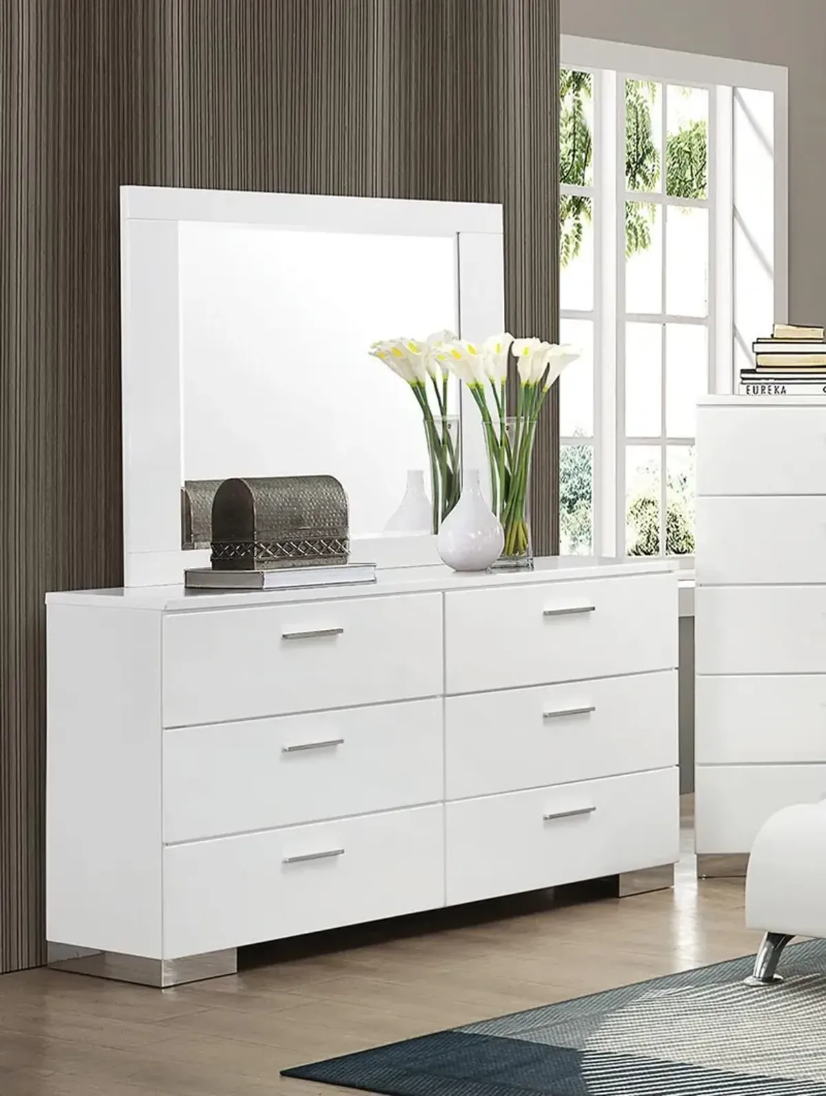 Coaster Felicity 6-Drawer Dresser White High Gloss