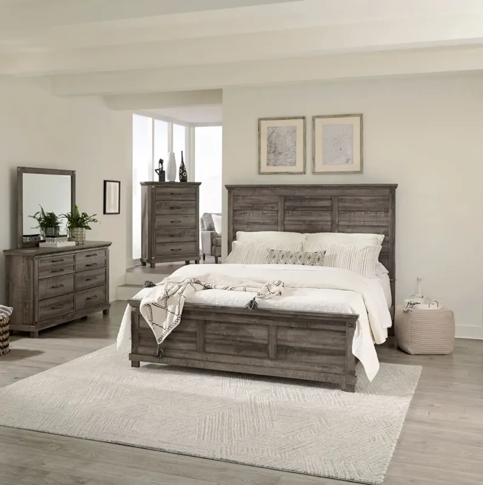 Liberty Furniture Complete King Bedroom Set Panel Bed, Dresser, Mirror & Chest Lakeside Haven