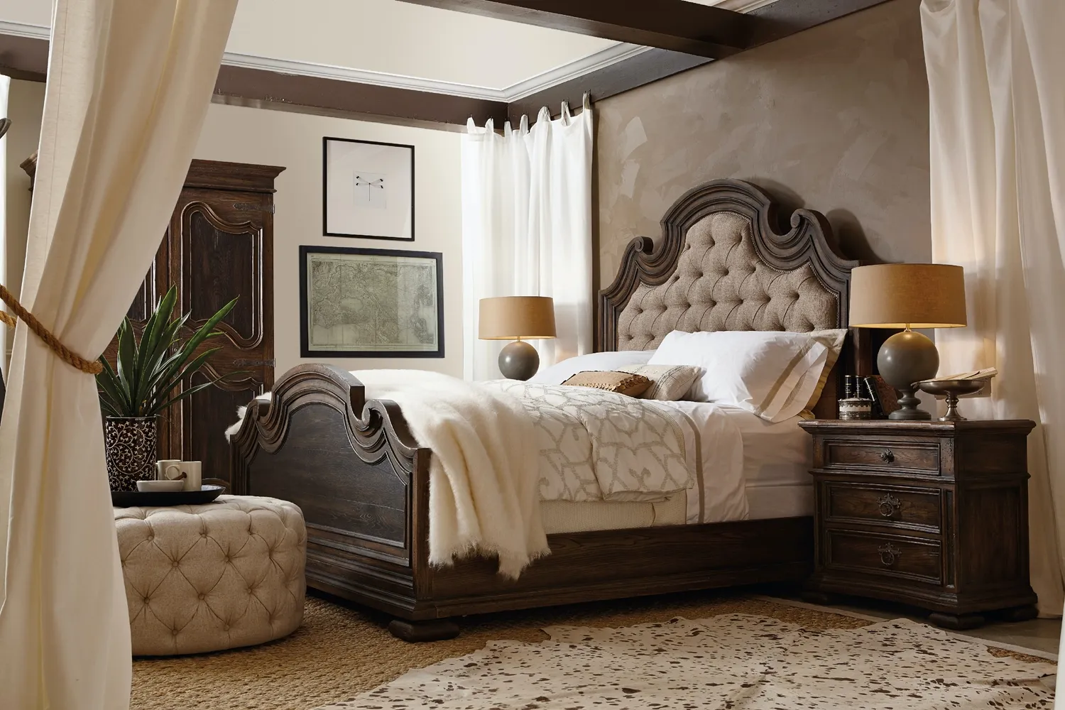 FAIR OAKS KING UPHOLSTERED BED