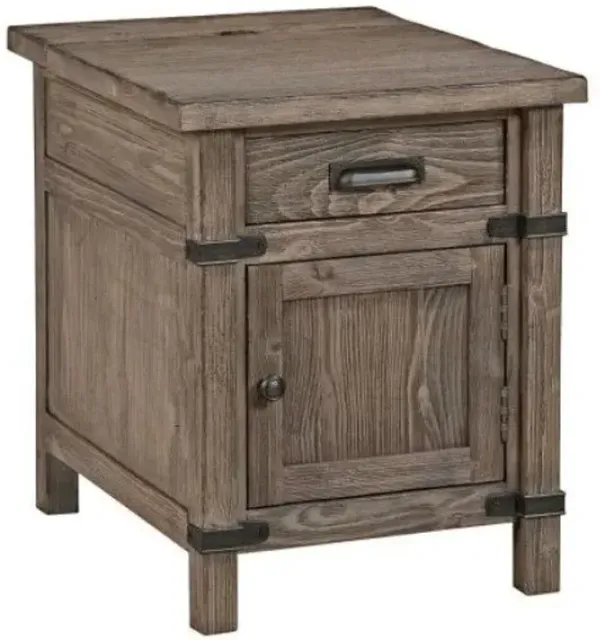 Kincaid Foundry Chairside Table