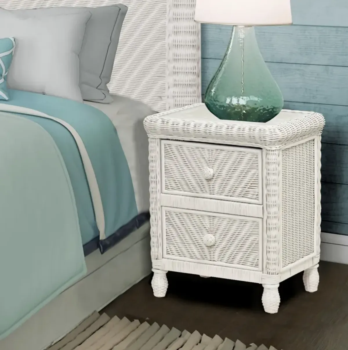 Seawinds Santa Cruz 2-Drawer Nightstand with Glass Top White Finish