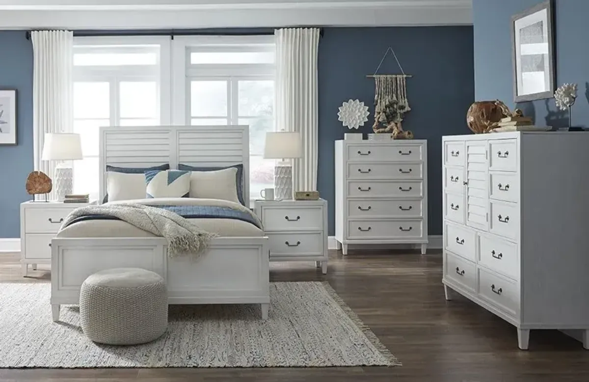 American Woodcrafters Complete Queen Bedroom Set Panel Bed, Dresser & Mirror White Dunescape