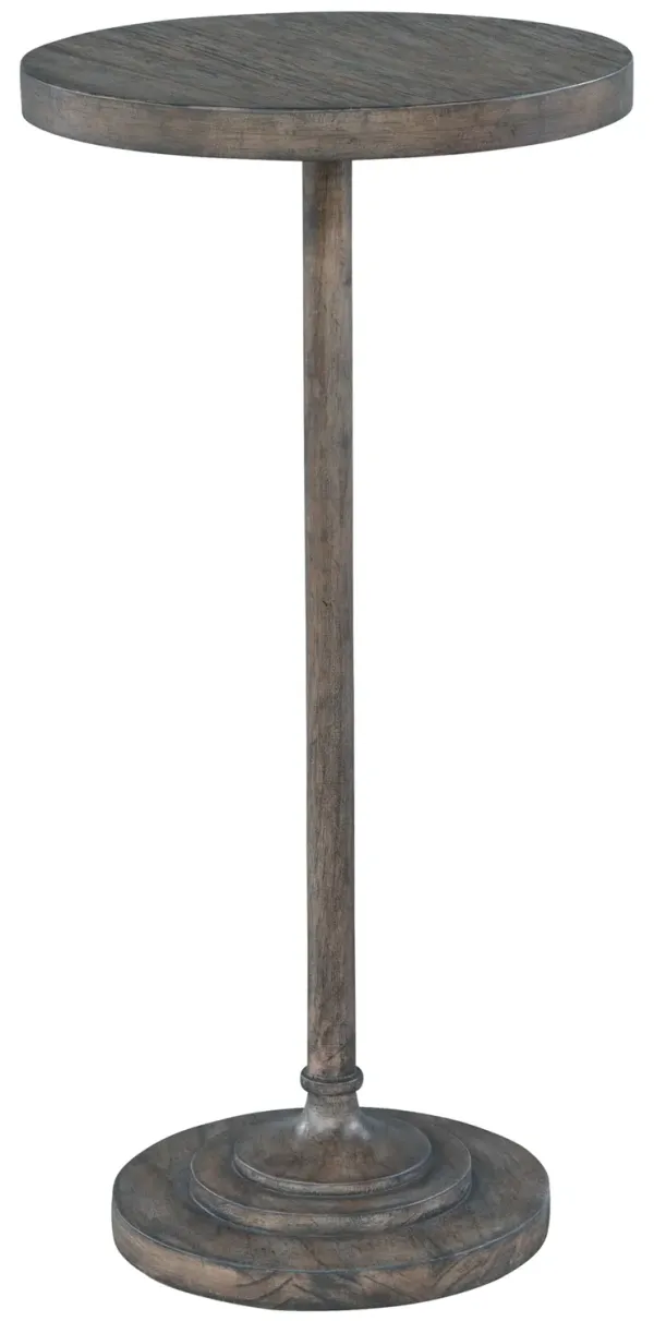 Hekman Slim Post Chairside Table