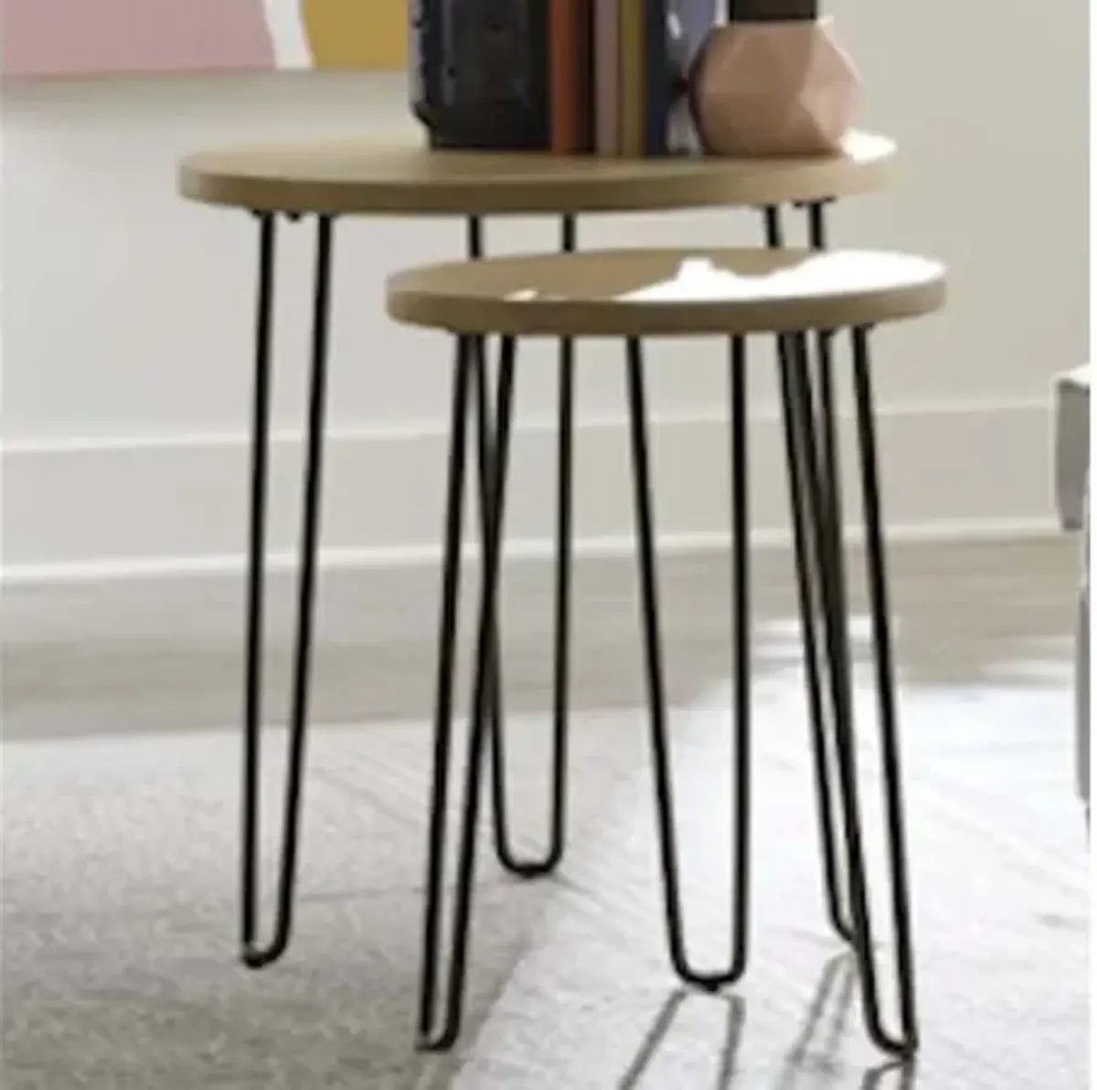 Hammary Round Nesting End Tables