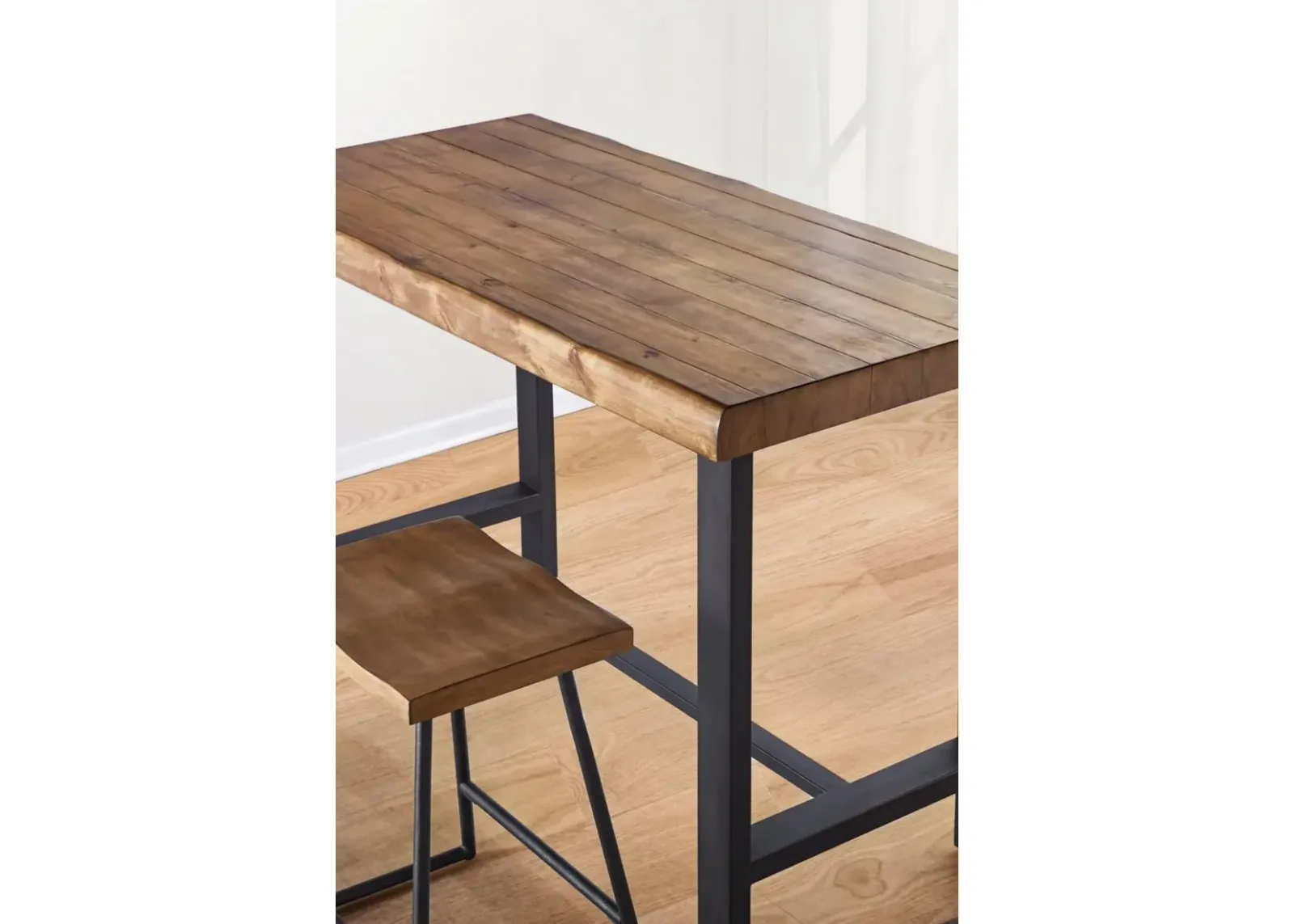 Steve Silver 5-Piece Landon Counter-Height Table & 4 Counter Stools