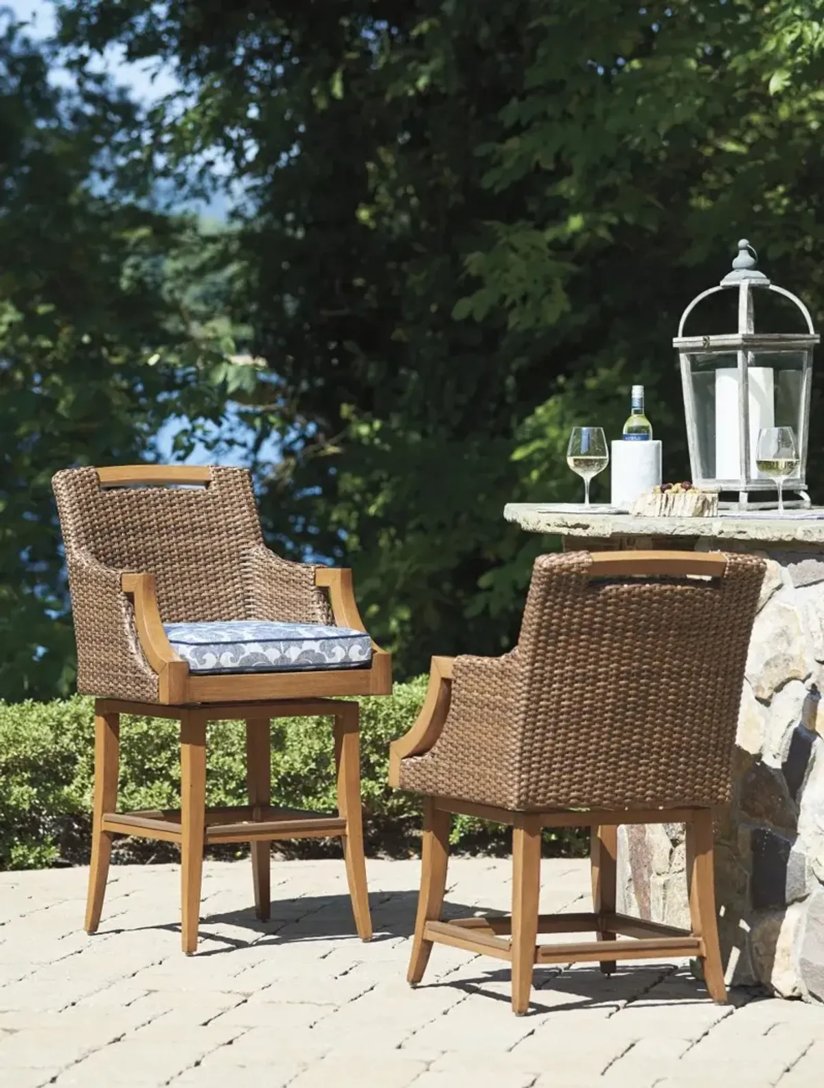 Tommy Bahama Outdoor by Lexington Harbor Isle Bar Stool