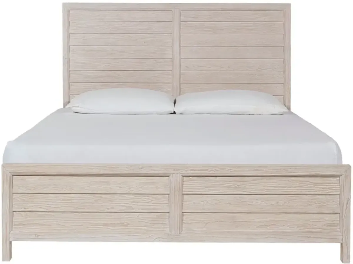 Universal Getaway Coastal Living Home King Panel Bed