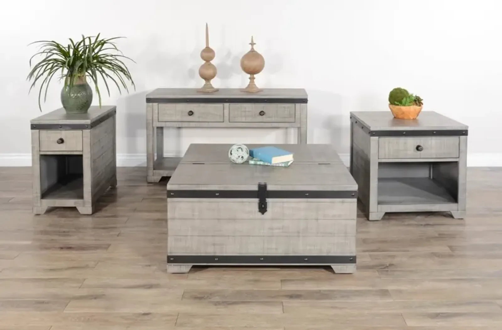 Sunny Designs Alpine Grey Coffee Table with Lift-Top & Casters