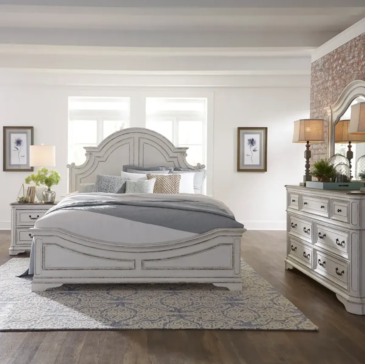 Liberty Furniture Complete King Bedroom Set Panel Bed, Dresser, Mirror & Nightstand Magnolia Manor