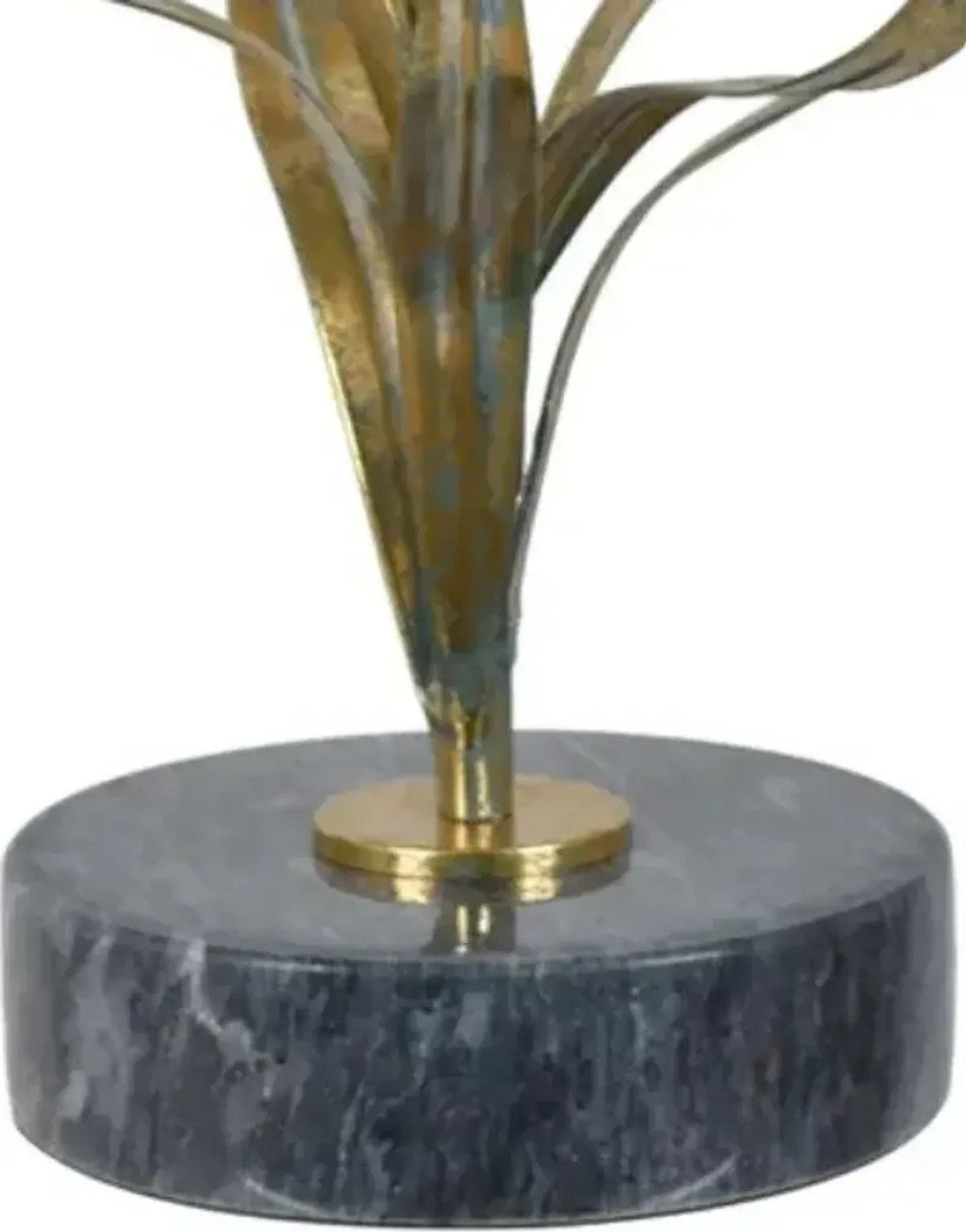 Crestview Kendrick Antique Gold/White Free Form Leaves Table Lamp