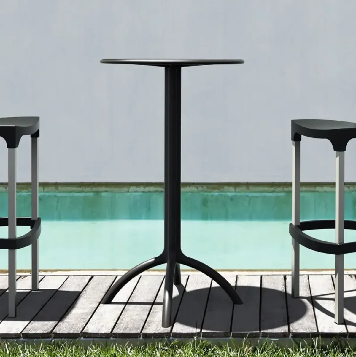 Compamia Octopus Round Bar Side Table Black