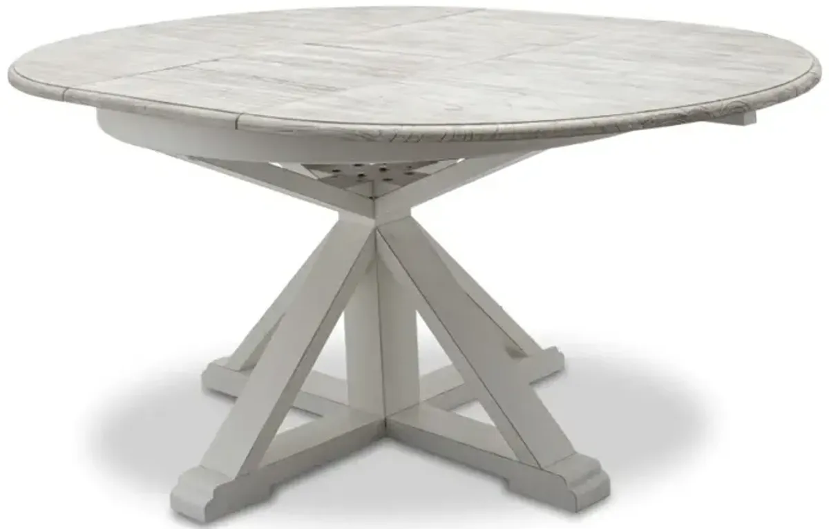 Seawinds Islamorada Distressed Taupe Round Dining Table with Butterfly Leaf