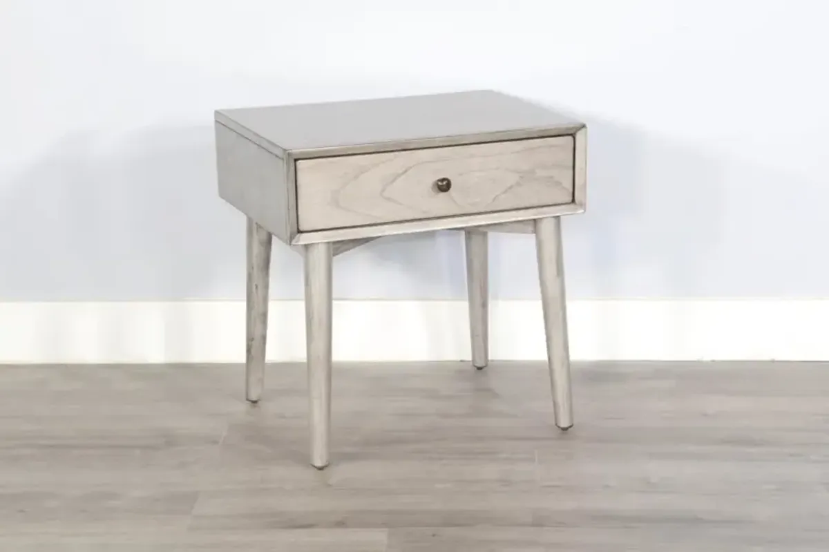 Sunny Designs American Modern Grey Nightstand with One Drawer