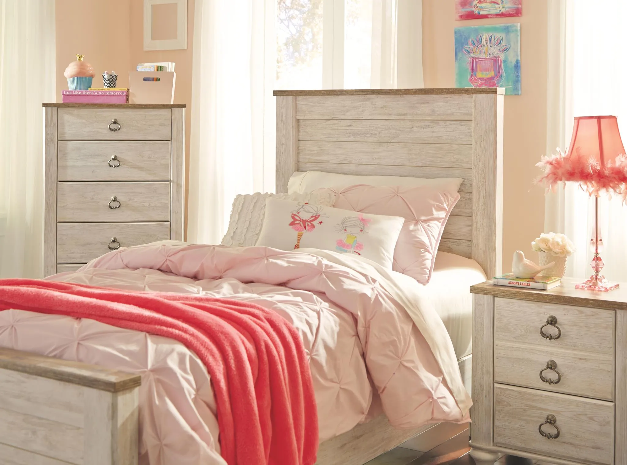 WILLOWTON TWIN PANEL BED WHITEWASH SIGNATURE DESIGN