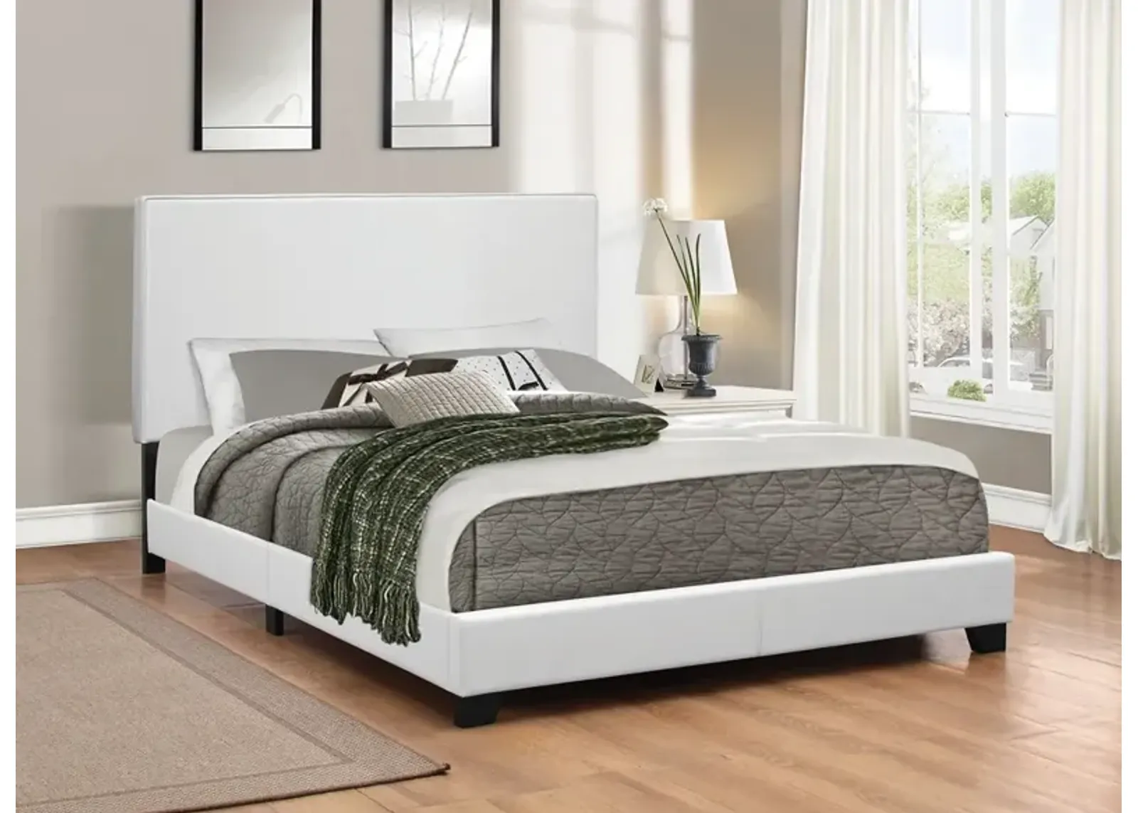 MUAVE UPHOLSTERED QUEEN BED WHITE