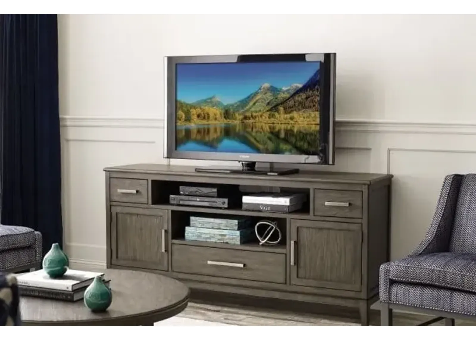 Kincaid Reagan Cascade Media Entertainment TV Stand