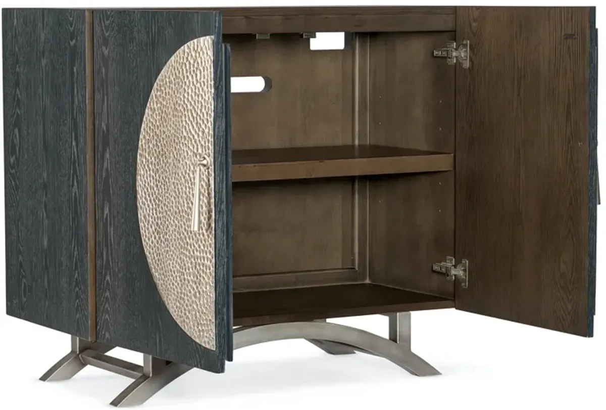 Hooker Furniture Melange Nolita Charcoal 2-Door Accent Cabinet