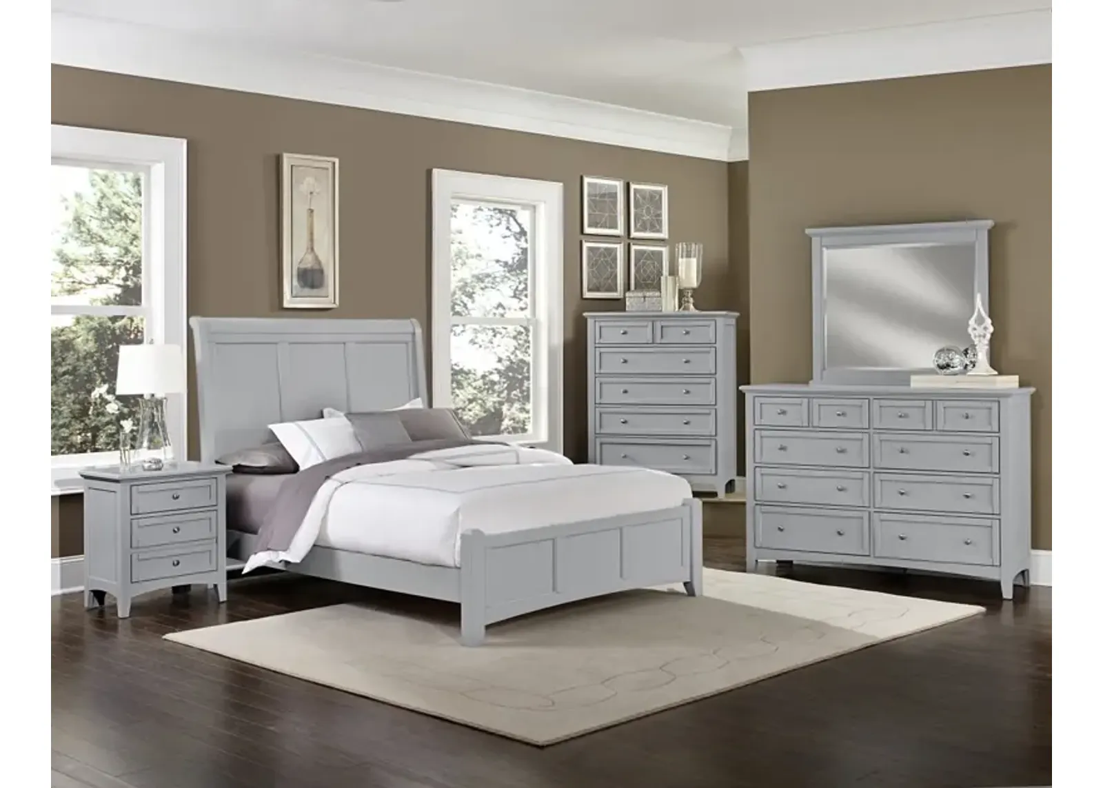 Vaughan-Bassett Bonanza Gray Triple 8-Drawer Dresser