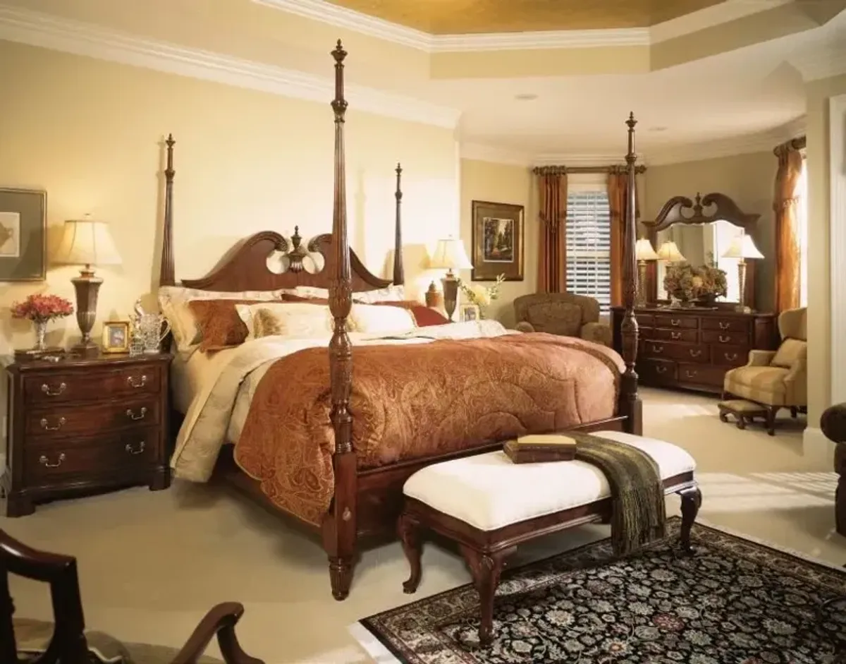 American Drew Queen Pediment Poster Bed Complete with Heaboard/Footboard/Rails Cherry Grove